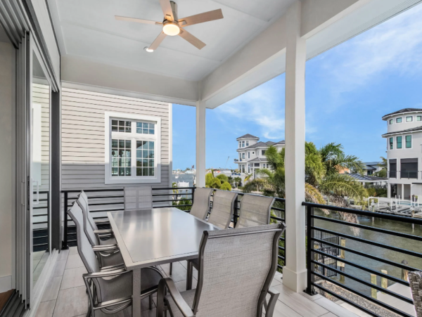 Fort Myers Beach Luxury Canal-Front Rental - 5 King Suites & Private Pool